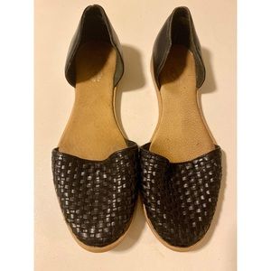 Seychelles black leather woven flats sandals